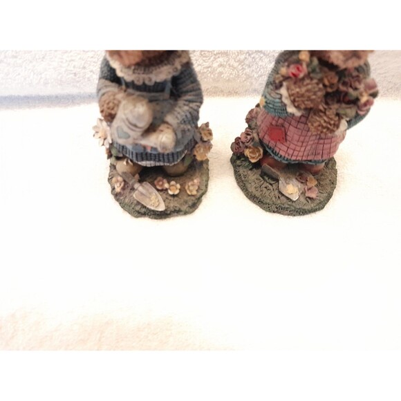 Vintage Resin Cornerstone Creations Bear Figurines set of 2 - Picture 3 of 5